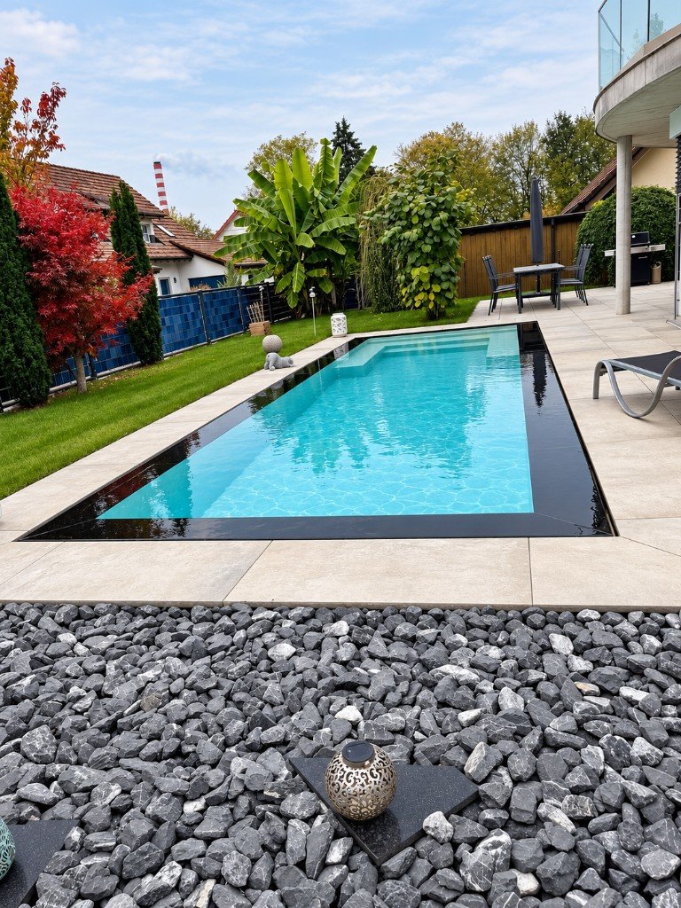 Pishinë poliesteri në oborr privat, Lindenweg, Sisseln, Switzerland